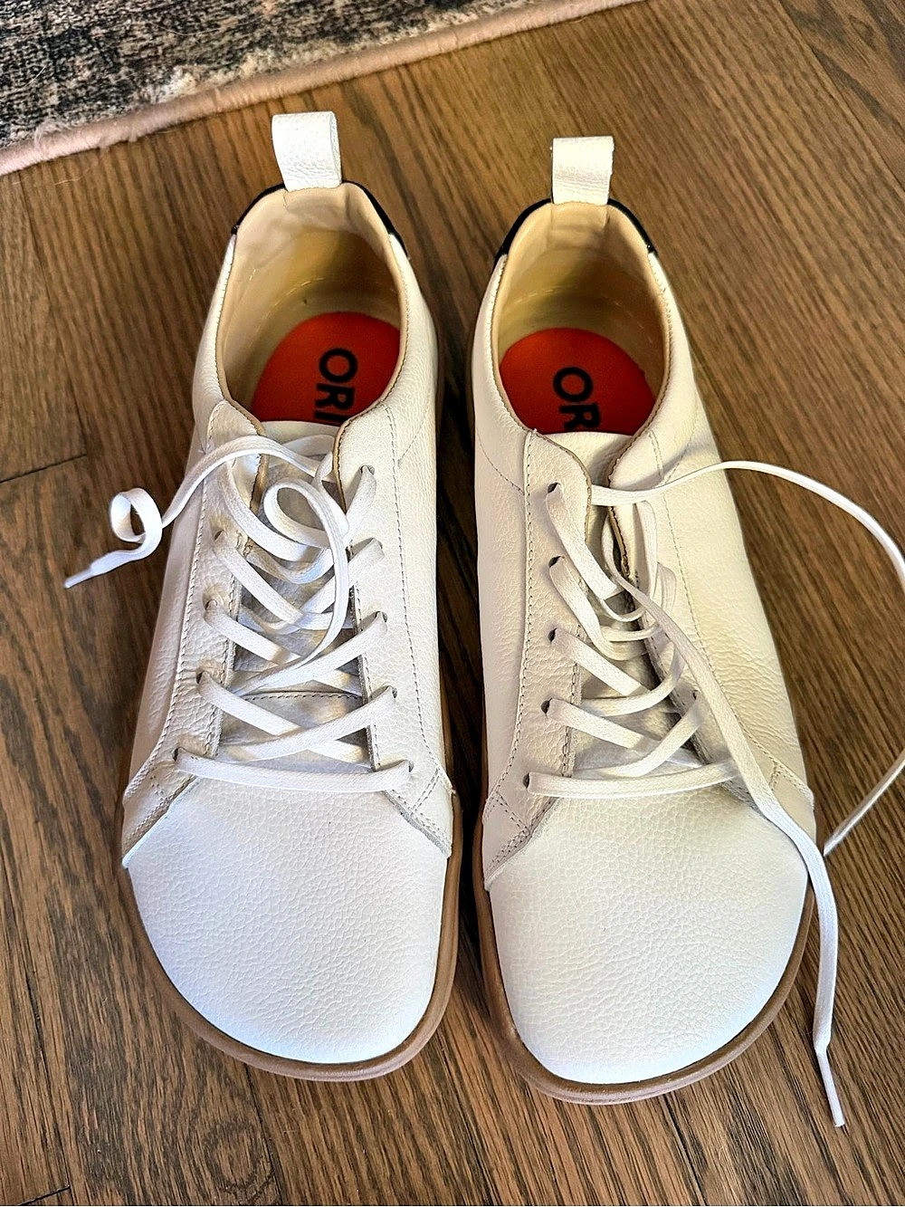 ORIGO EVERYDAY SNEAKER WHITE NATURAL LEATHER – WOMEN’S IN WHITE SIZE 9